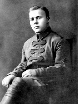 Аркадий Гайдар (фото)