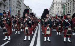 Волынки и барабаны 1-го батальона Шотландского Гвардейского полка